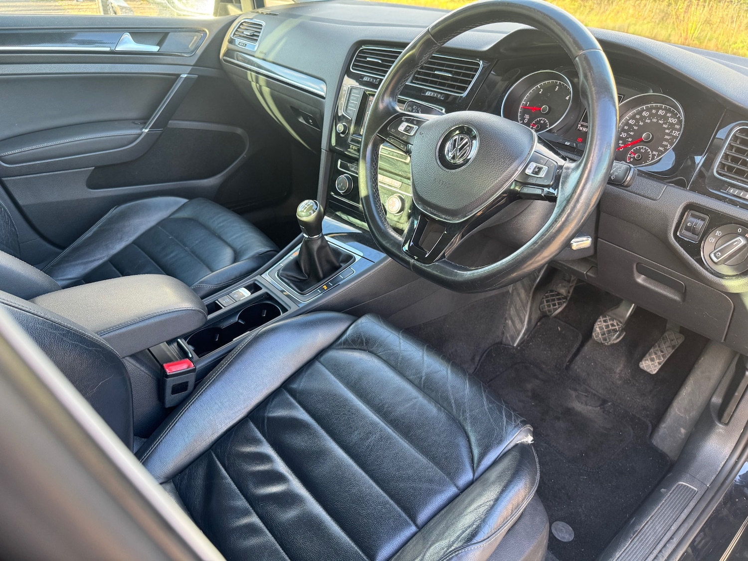 Used Volkswagen Golf 2013 for sale - 76363200: Photo 9