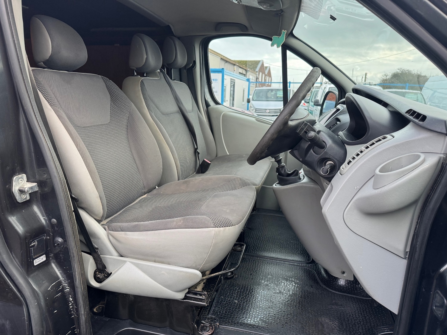 Used Vauxhall Vivaro 2012 for sale - 77196515: Photo 9