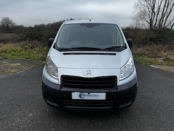 Used Peugeot Expert 2015 for sale - 77716118: Photo