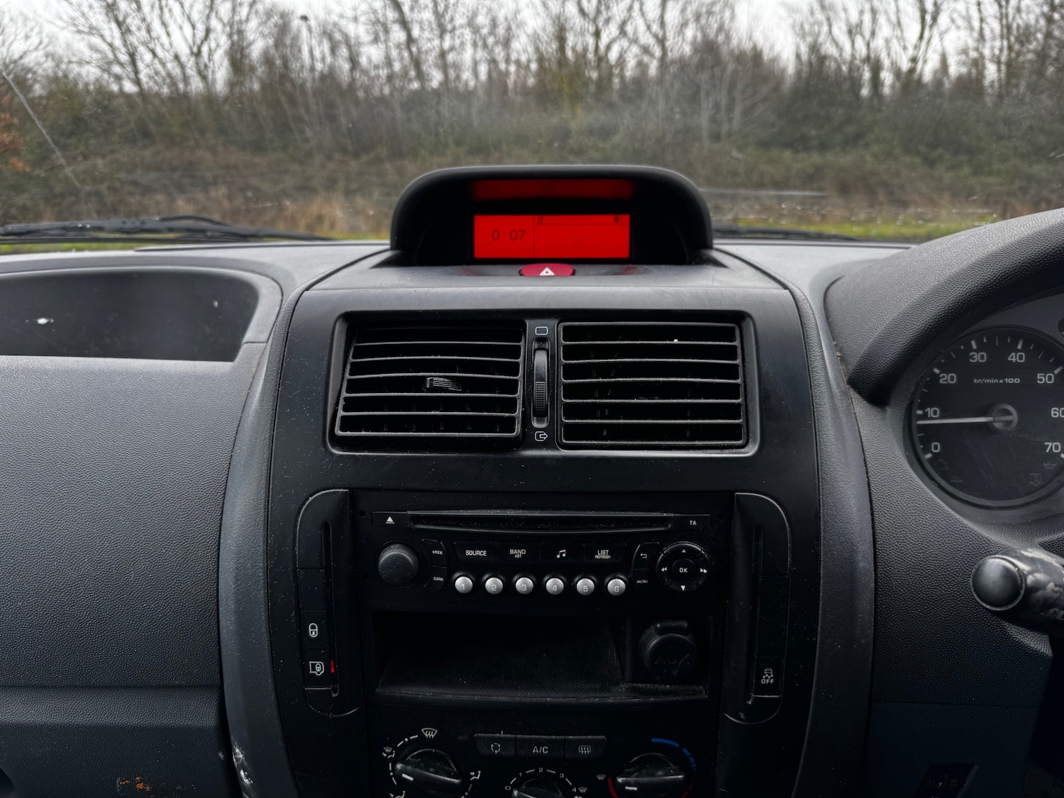 Used Peugeot Expert 2015 for sale - 77716118: Photo 9