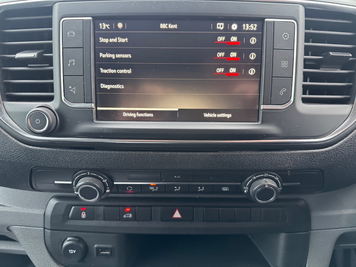 Used Vauxhall Vivaro 2022 for sale - 76891648: Photo 9