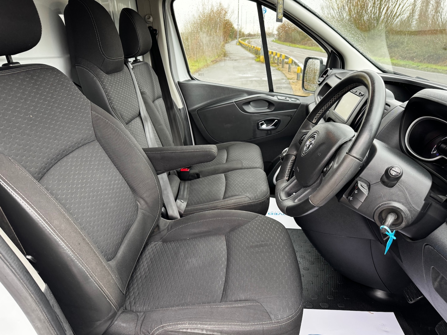 Used Vauxhall Vivaro 2017 for sale - 77545480: Photo 10