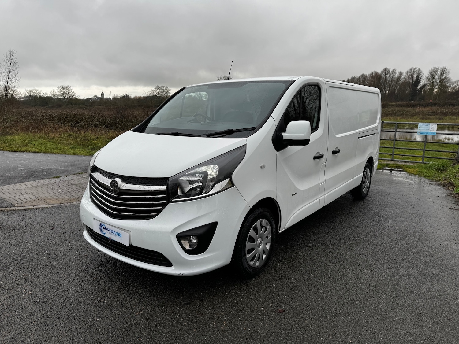 Used Vauxhall Vivaro 2017 for sale - 77545480: Photo 3