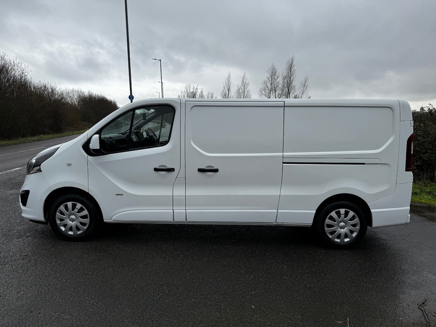 Used Vauxhall Vivaro 2017 for sale - 77545480: Photo 4