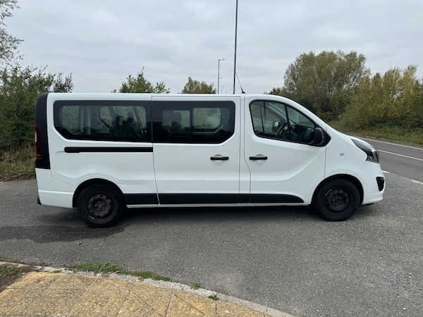 Used Vauxhall Vivaro 2019 for sale - 76194424: Photo 5