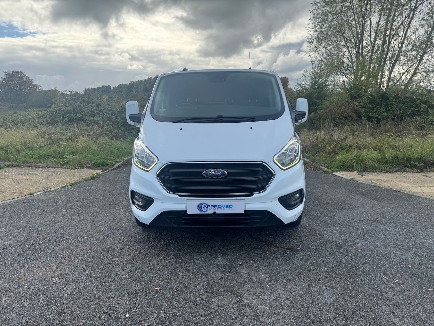 Used Ford Transit Custom 2020 for sale - 76299659: Photo 2