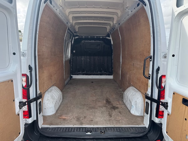 Used Renault Master 2023 for sale - 75677303: Photo 17