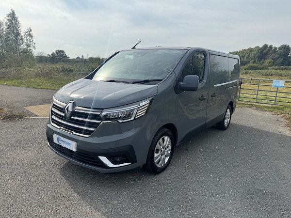 Used Renault Trafic 2023 for sale - 76159655: Photo 3