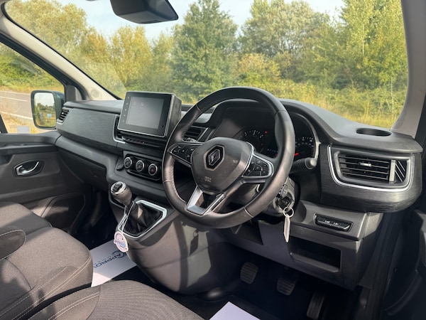 Used Renault Trafic 2023 for sale - 76159655: Photo 9