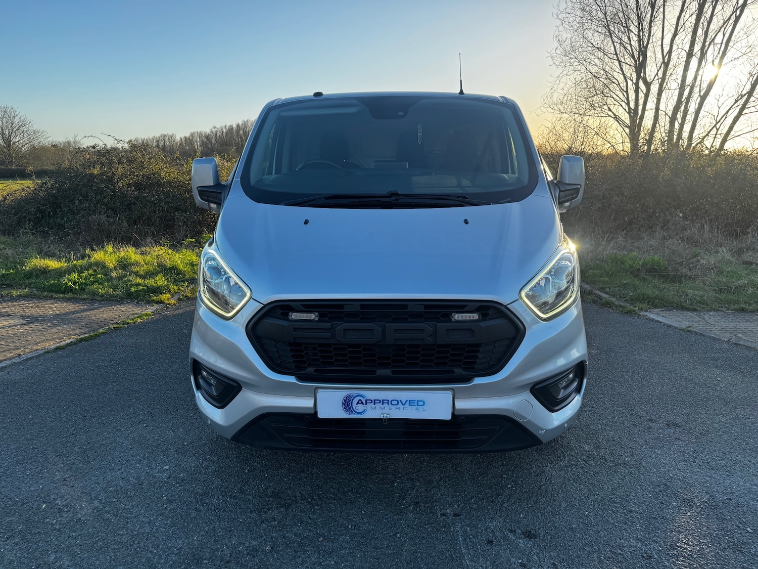 Used Ford Transit Custom 2018 for sale - 77991895: Photo 2