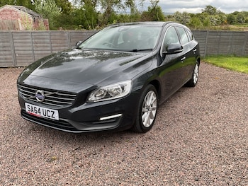 Used Volvo V60 2015 for sale - 78656811: Photo