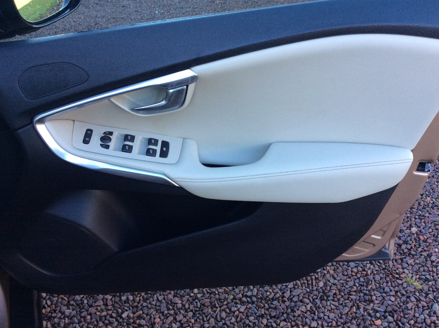 Used Volvo V40 2014 for sale - 77274675: Photo 14