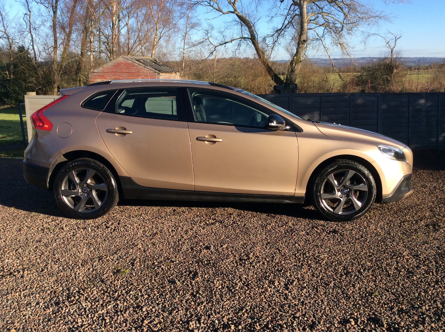 Used Volvo V40 2014 for sale - 77274675: Photo 2