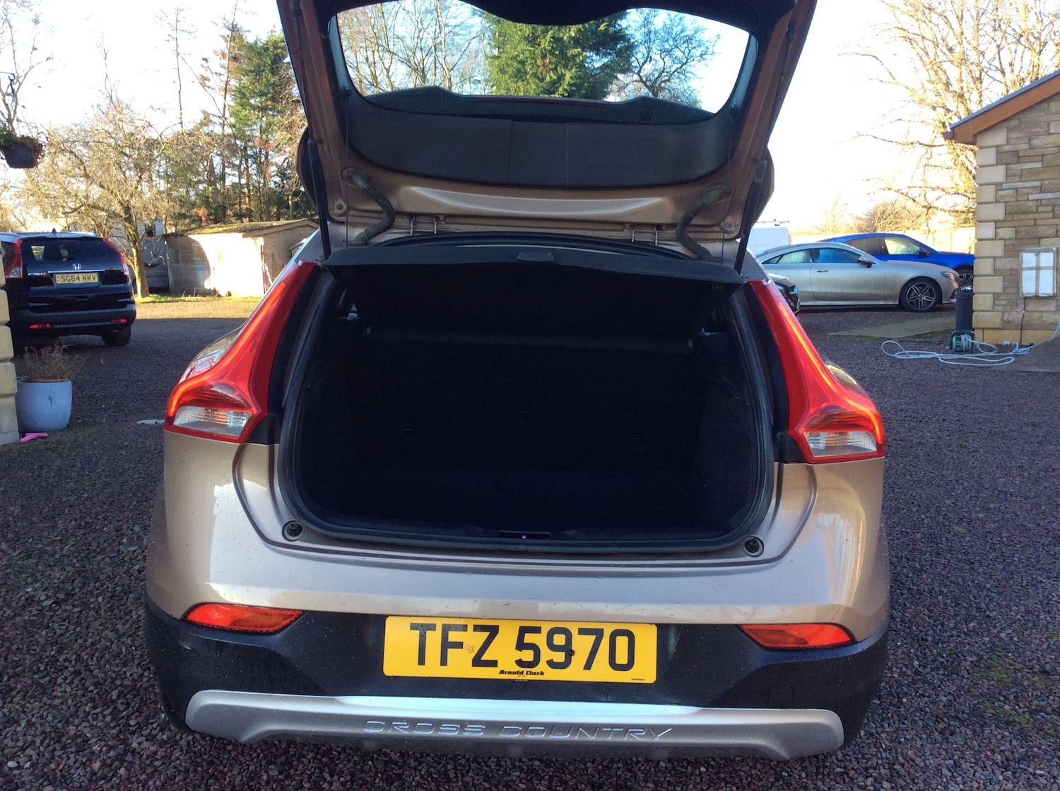 Used Volvo V40 2014 for sale - 77274675: Photo 5