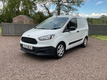 Used Ford Transit Courier 2017 for sale - 78656664: Photo