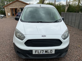 Used Ford Transit Courier 2017 for sale - 78656664: Photo