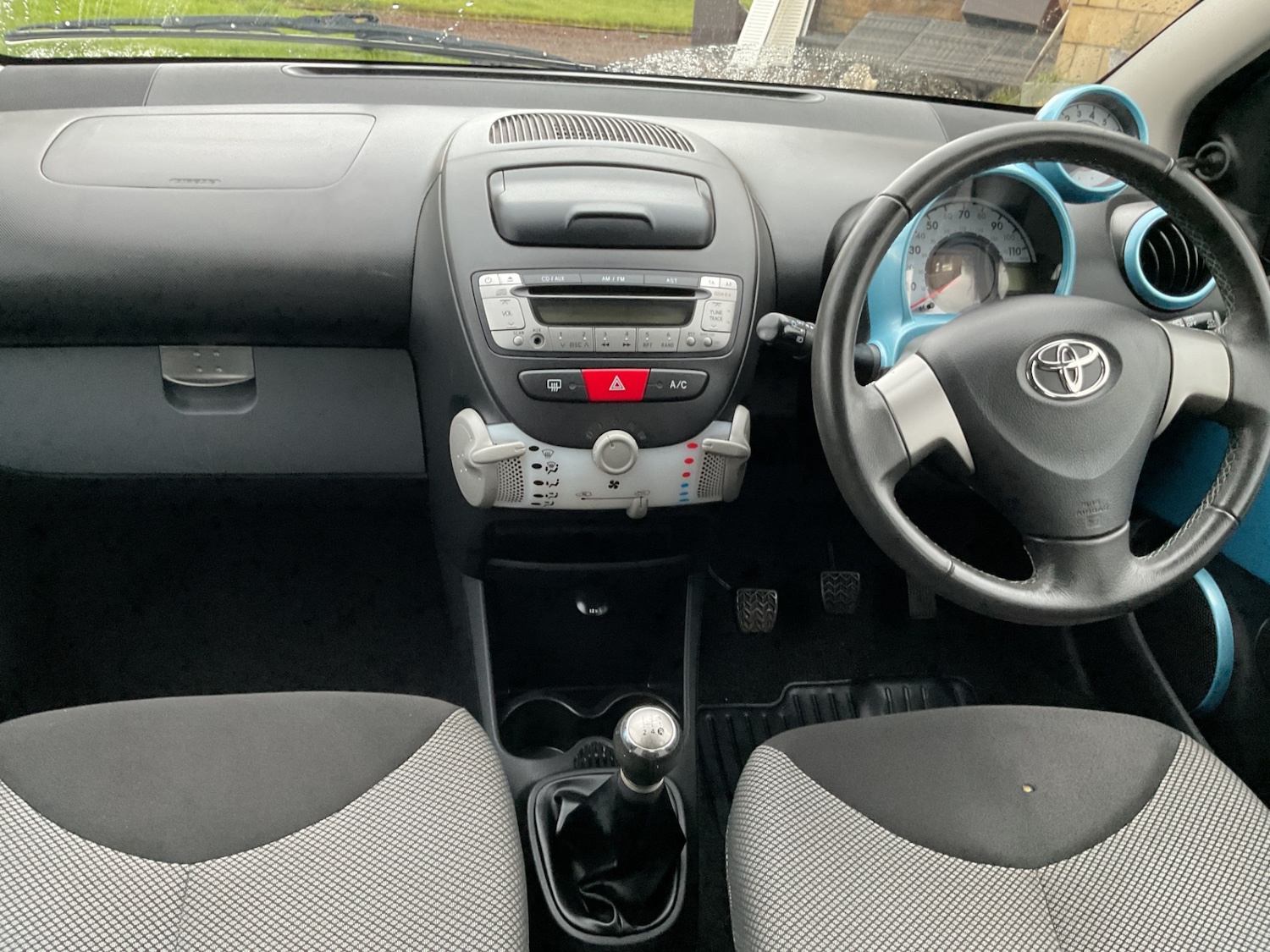 Used Toyota AYGO 2013 for sale - 77661901: Photo 18