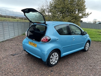 Used Toyota AYGO 2013 for sale - 77661901: Photo