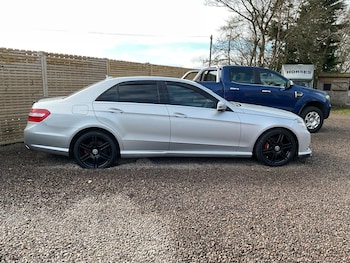 Used Mercedes-Benz E Class 2013 for sale - 78108805: Photo