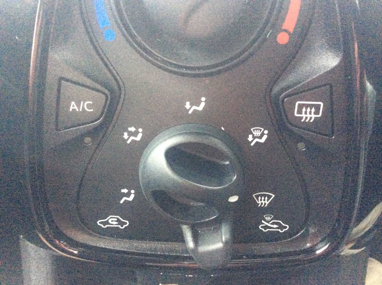 Used Peugeot 108 2016 for sale - 77019230: Photo 19