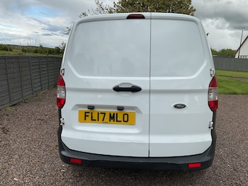 Used Ford Transit Courier 2017 for sale - 78972080: Photo
