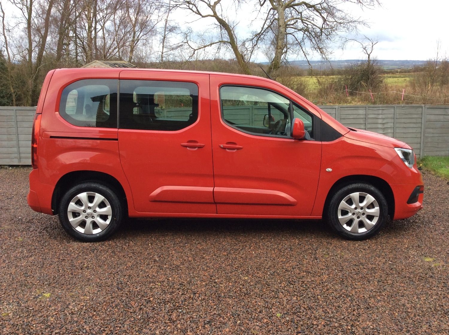 Used Vauxhall Combo Life 2019 for sale - 78122570: Photo 2