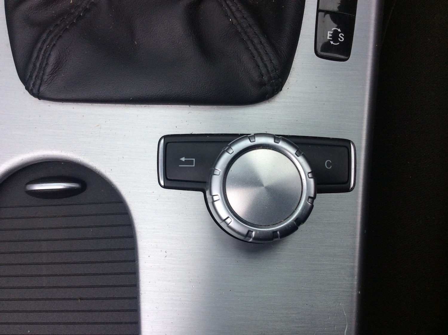 Used Mercedes-Benz SLK 2012 for sale - 76366744: Photo 20