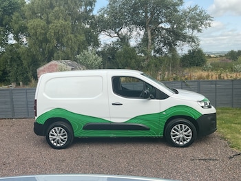 Used Citroen Berlingo 2022 for sale - 79274609: Photo