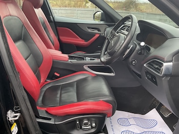 Used Jaguar F-Pace 2017 for sale - 77461499: Photo