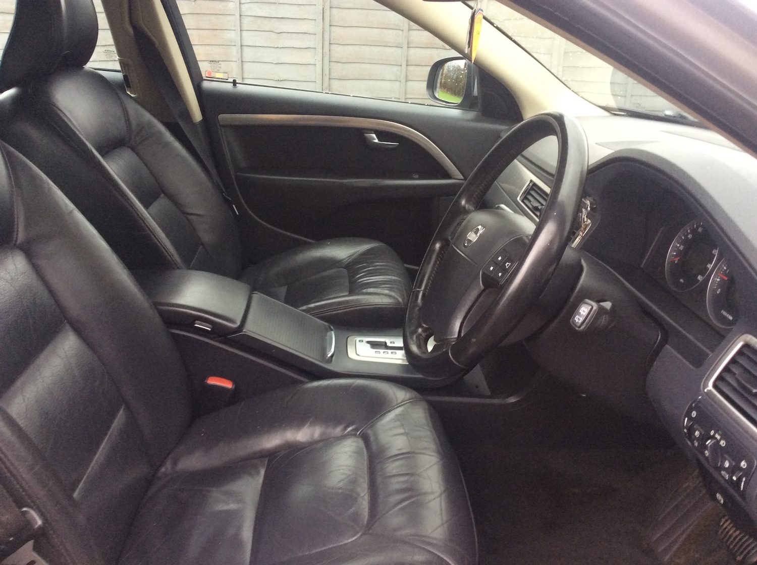 Used Volvo V70 2008 for sale - 76877871: Photo 11