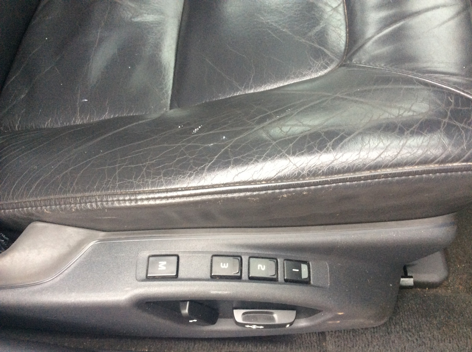 Used Volvo V70 2008 for sale - 76877871: Photo 13