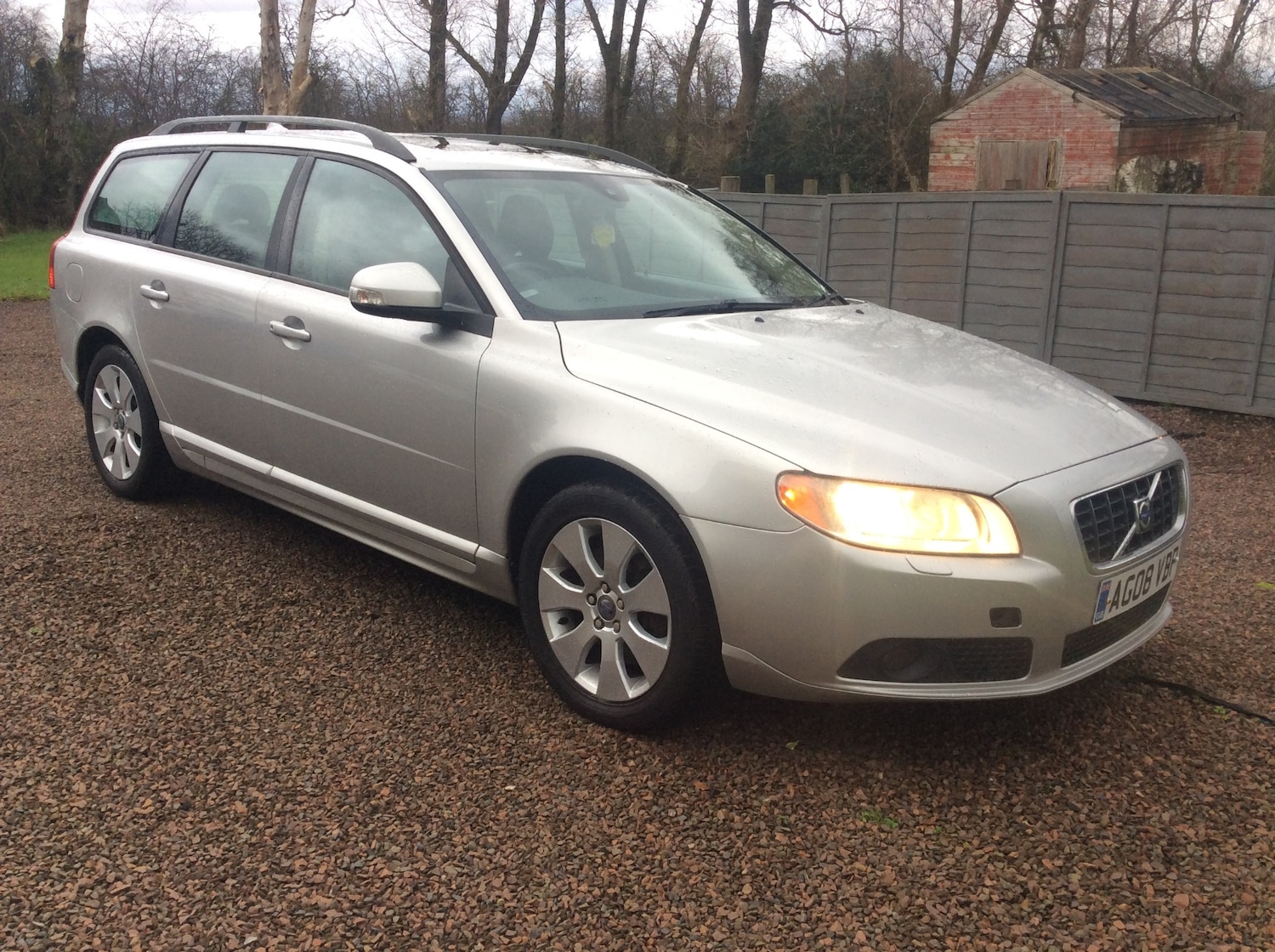 Used Volvo V70 2008 for sale - 76877871: Photo 3
