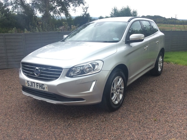 Used Volvo XC60 2017 for sale - 75604552: Photo 1