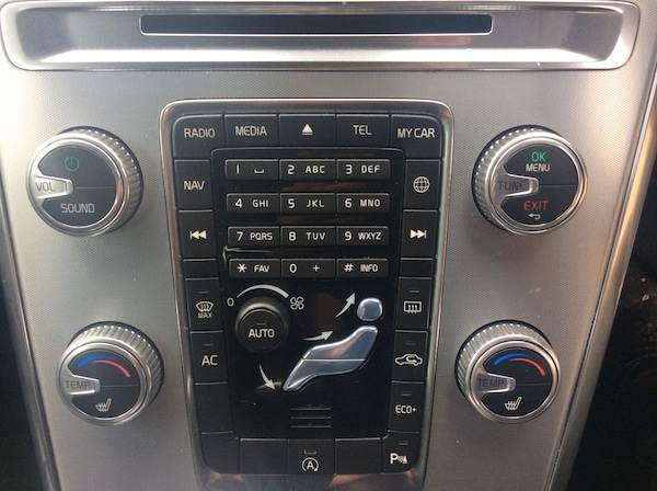 Used Volvo XC60 2017 for sale - 75604552: Photo 24