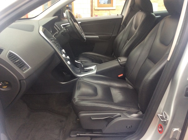 Used Volvo XC60 2017 for sale - 75604552: Photo 8