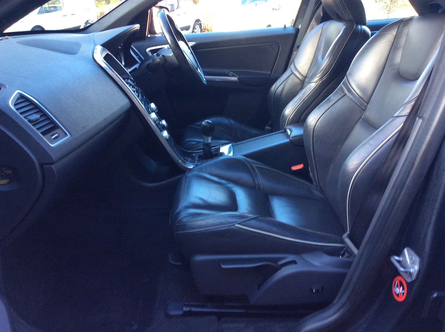 Used Volvo XC60 2016 for sale - 76663870: Photo 15