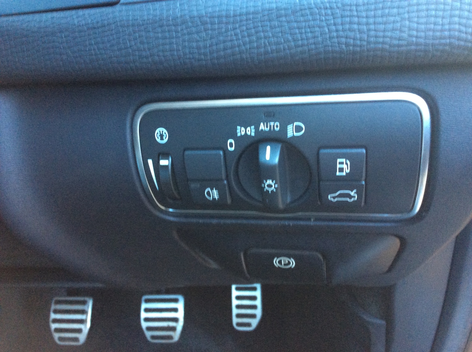 Used Volvo XC60 2016 for sale - 76663870: Photo 18