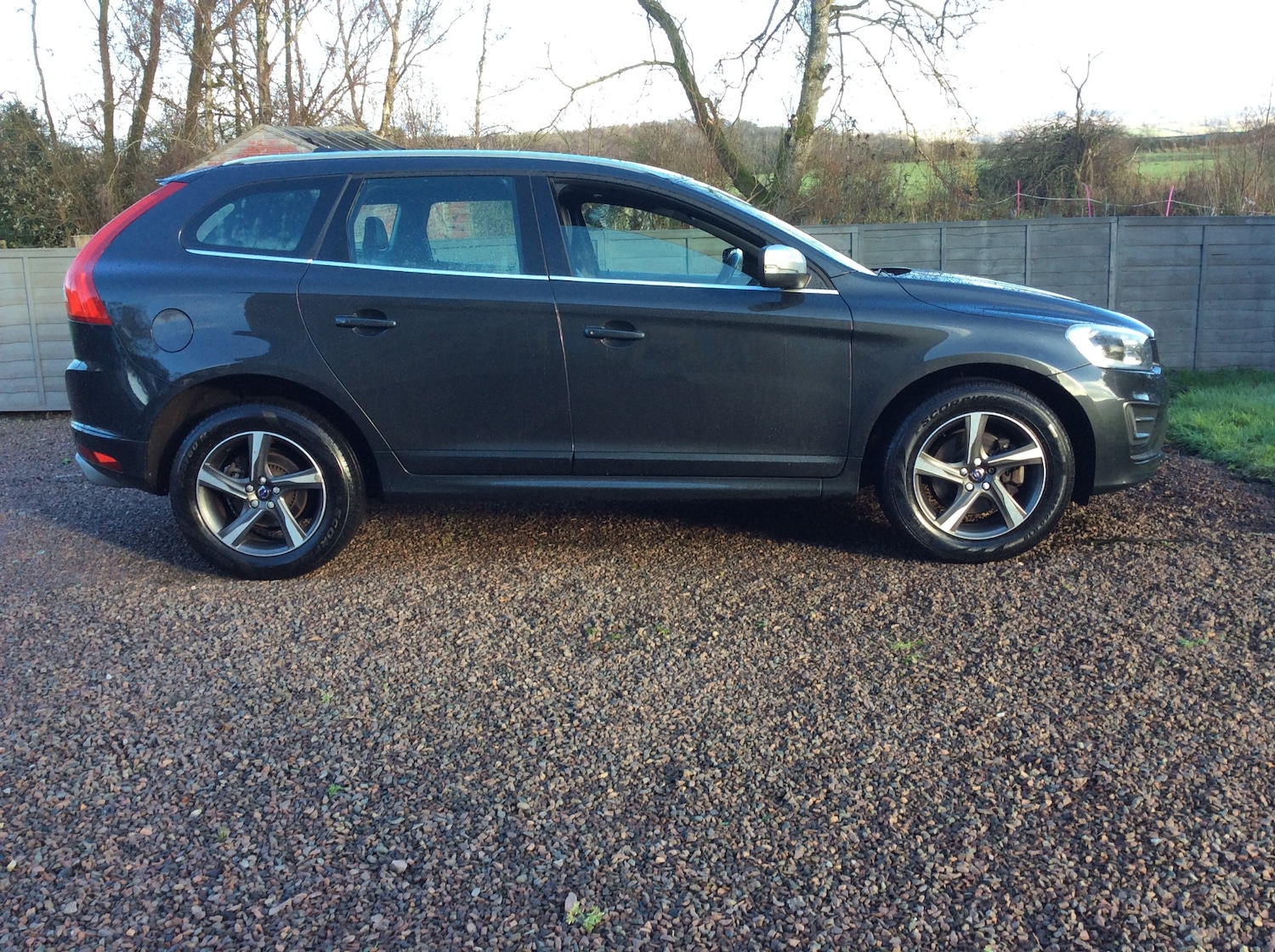 Used Volvo XC60 2016 for sale - 76663870: Photo 2