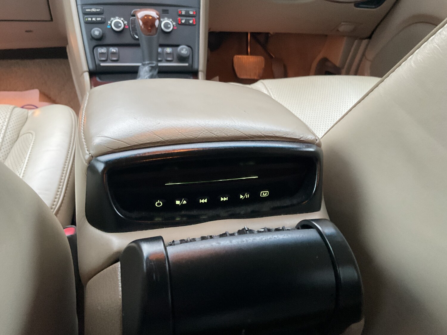 Used Volvo XC90 2014 for sale - 78132101: Photo 35