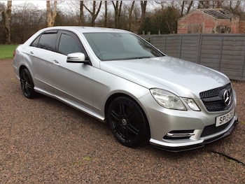 Used Mercedes-Benz E Class 2013 for sale - 76931759: Photo