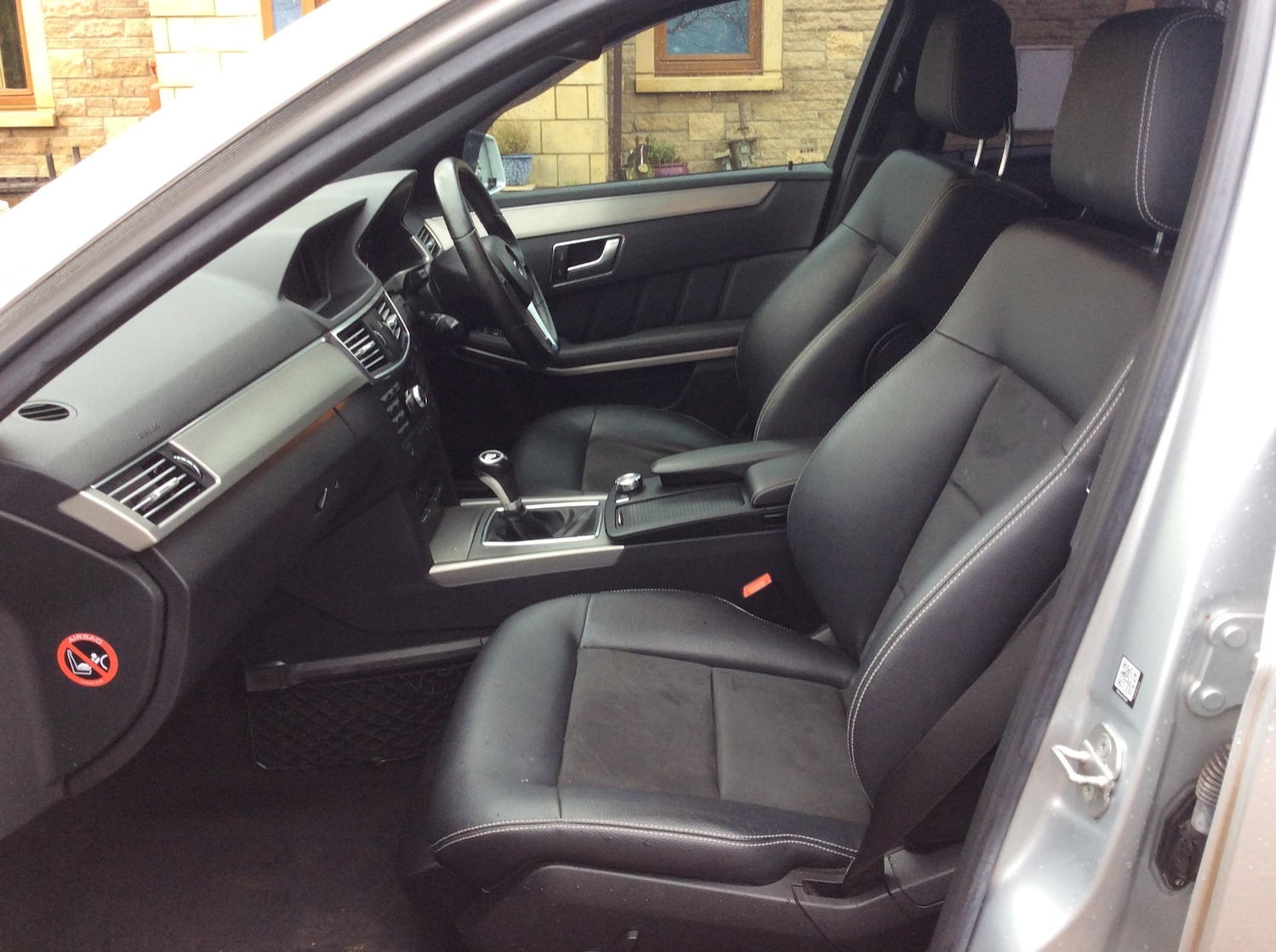 Used Mercedes-Benz E Class 2013 for sale - 76931759: Photo 9