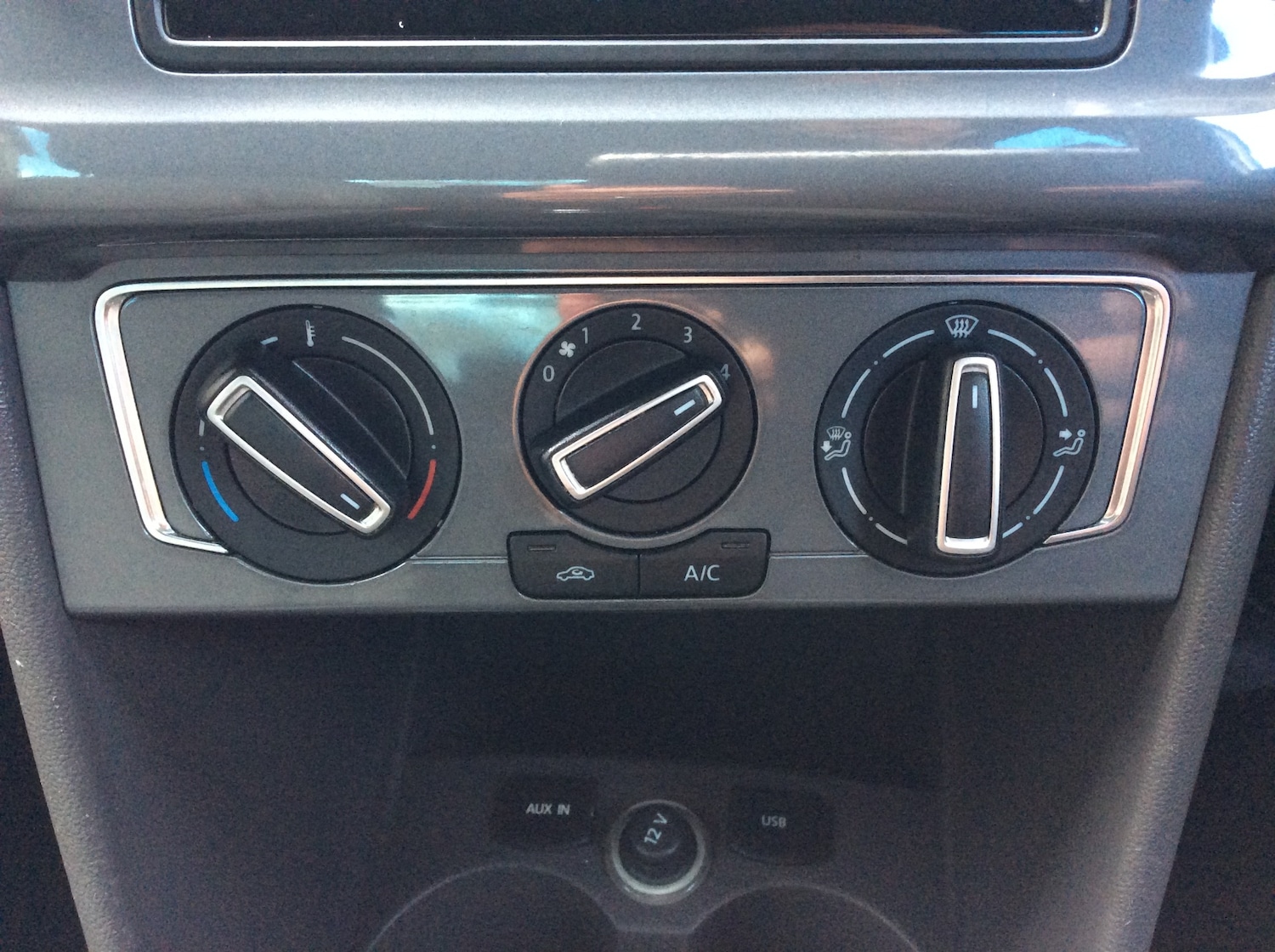 Used Volkswagen Polo 2015 for sale - 76652825: Photo 18