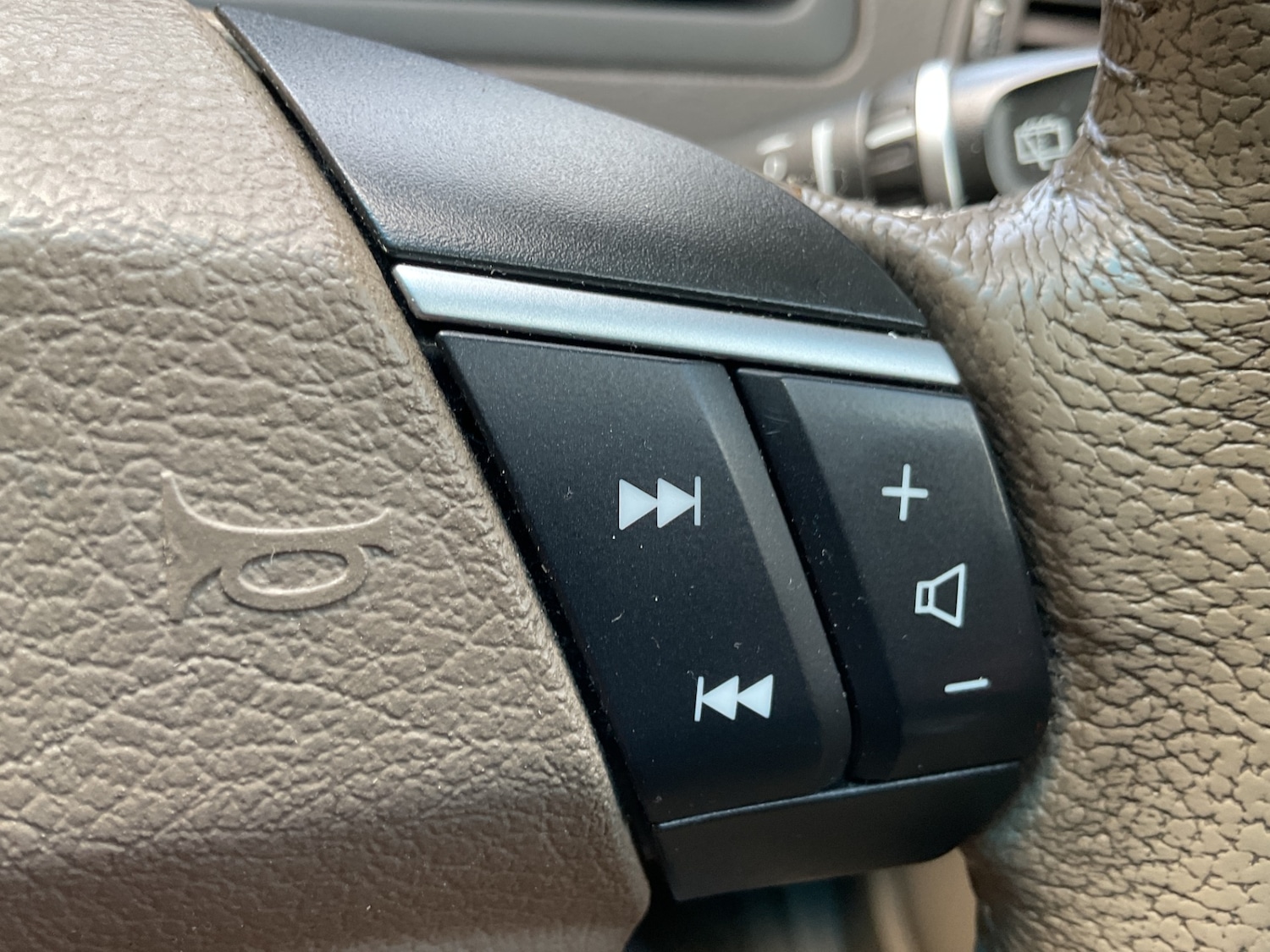 Used Volvo XC90 2008 for sale - 78210306: Photo 23