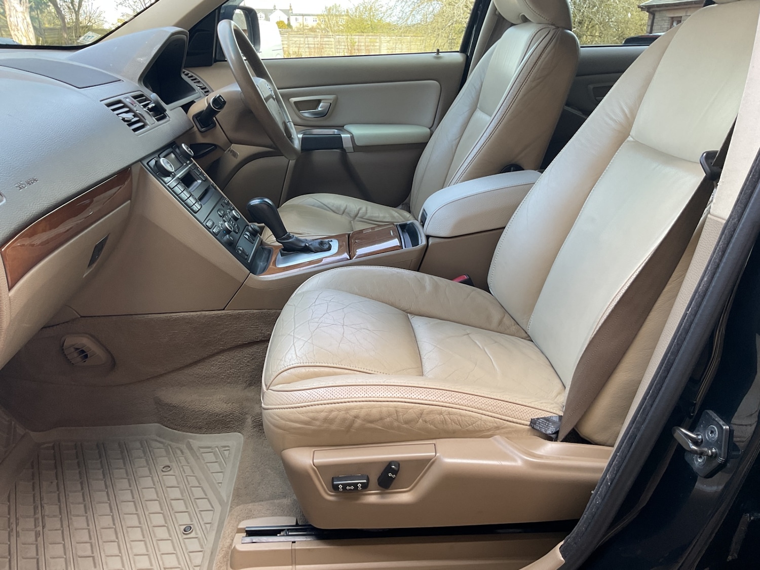 Used Volvo XC90 2008 for sale - 78210306: Photo 26