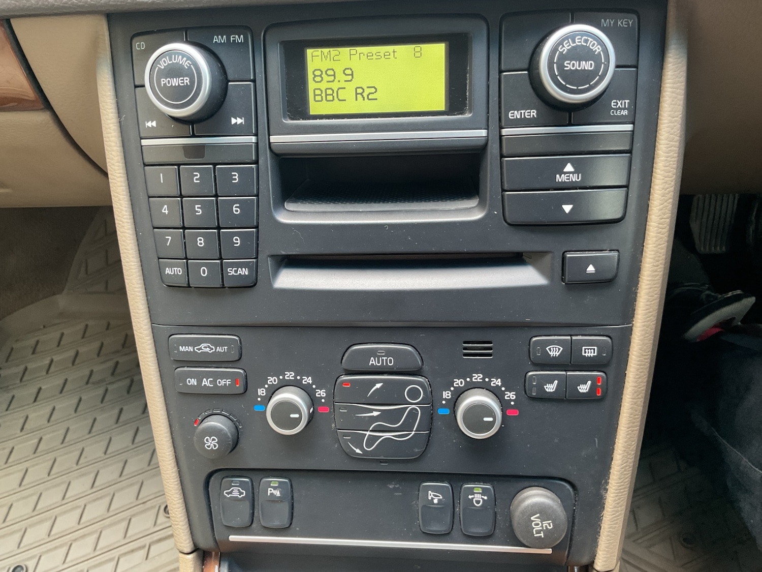 Used Volvo XC90 2008 for sale - 78210306: Photo 31