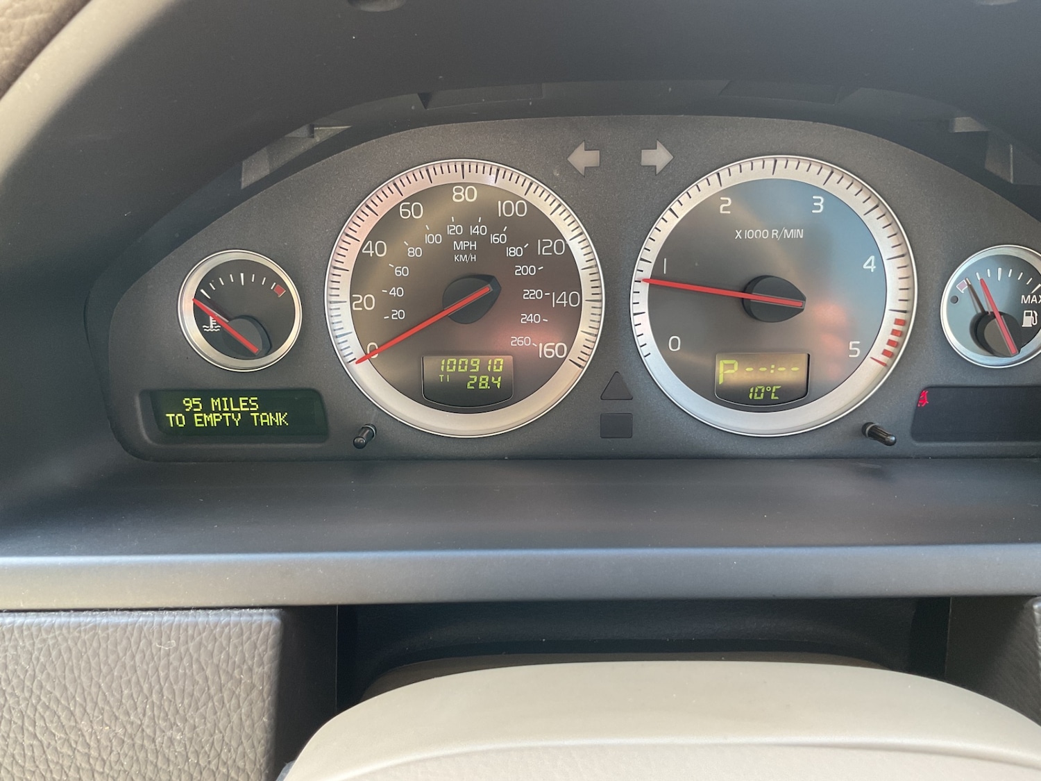 Used Volvo XC90 2008 for sale - 78210306: Photo 8