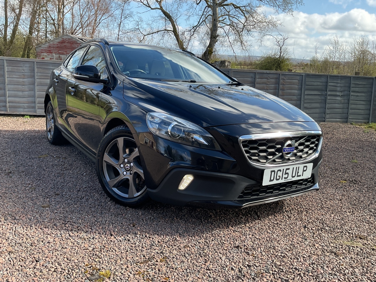 Used Volvo V40 2015 for sale - 78210465: Photo 2