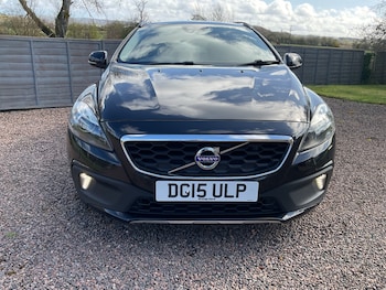 Used Volvo V40 2015 for sale - 78210465: Photo