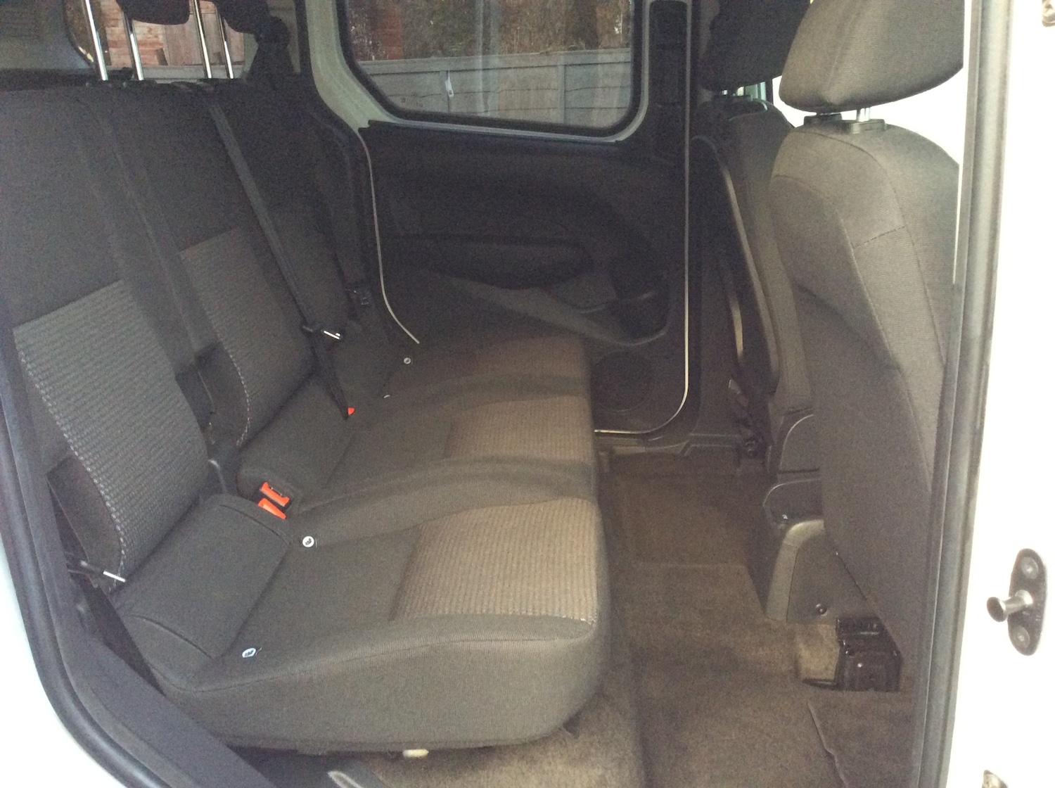 Used Ford Tourneo Connect 2016 for sale - 76428141: Photo 11