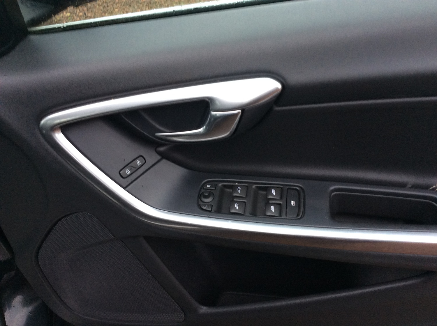 Used Volvo V60 2013 for sale - 76611202: Photo 16